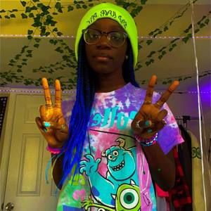 Meet your Posher, Harmony